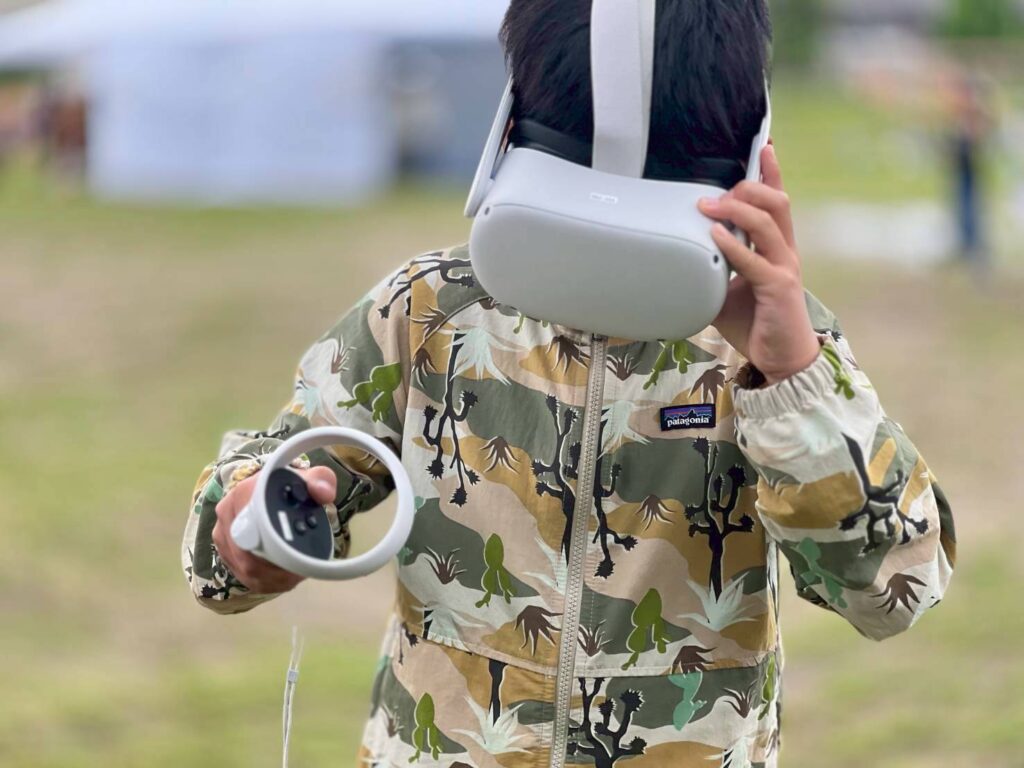 VR